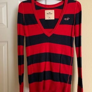 hollister red & navy blue v neck sweater